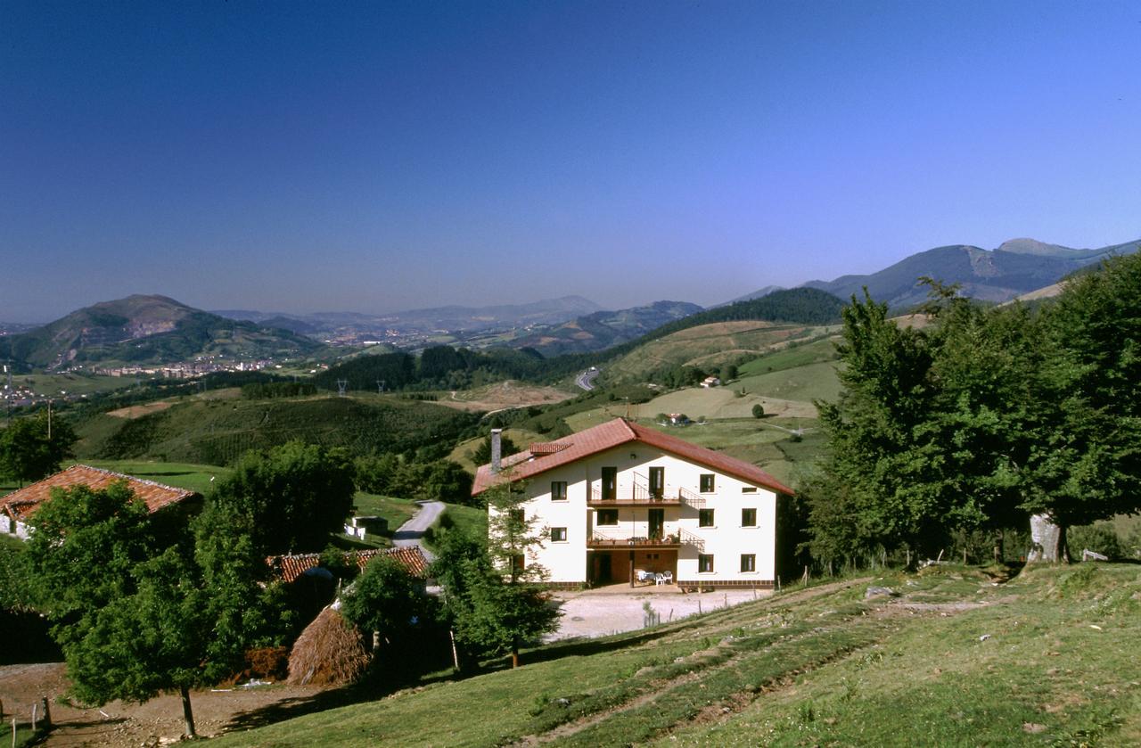 Casa Rural Alustiza Guest House Villabona Екстериор снимка